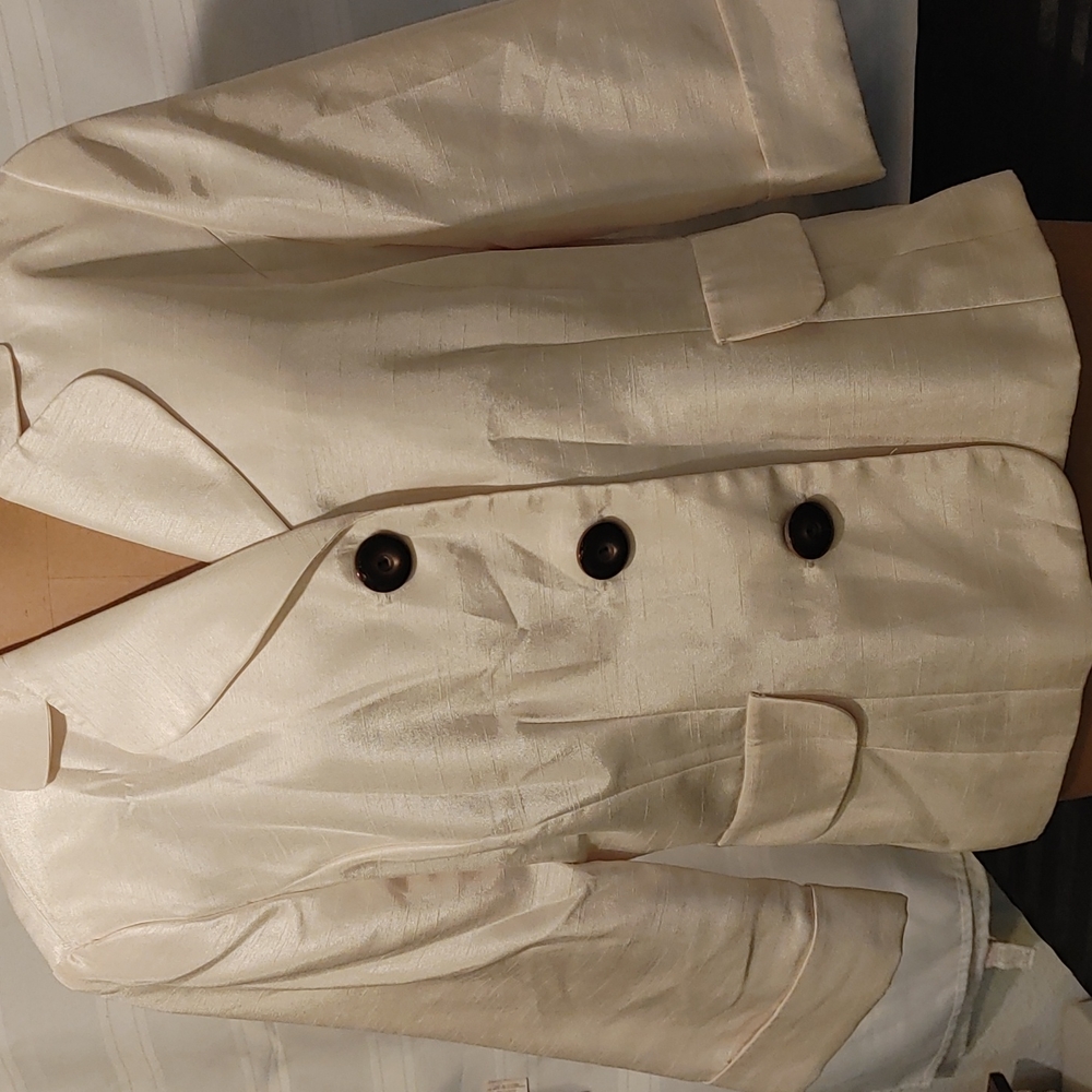 Dana Kay Jacket - Picture 2 of 7